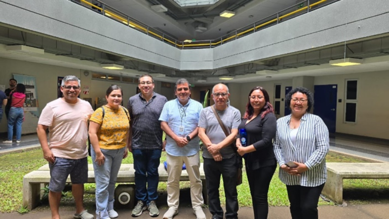 Delegación peruana en la ciudad universitaria Rodrigo Facio